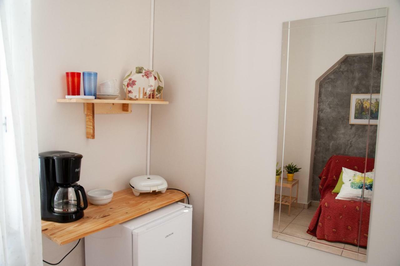 Apartament 17 Flats And Roof Garden Ateny Zewnętrze zdjęcie